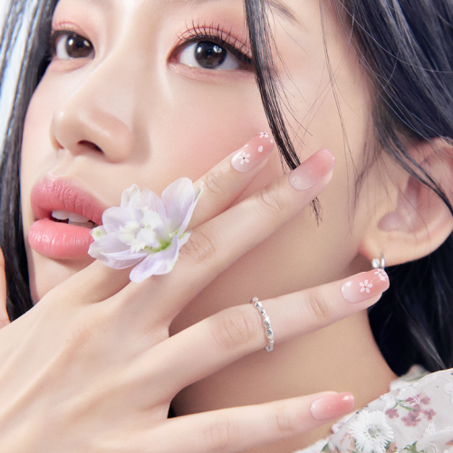 viral-tiktok-trending-Korean-nail-stickers-semi-cured-gel-in-the-UK-United-Kingdom-at-PURESEOUL-KBEAUTY-brand-ohora_3